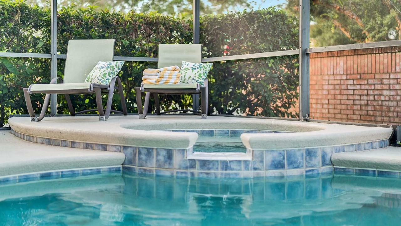 Сasa de vacaciones Backstage - In Popular 4 Bed Pool That's Very Close To *