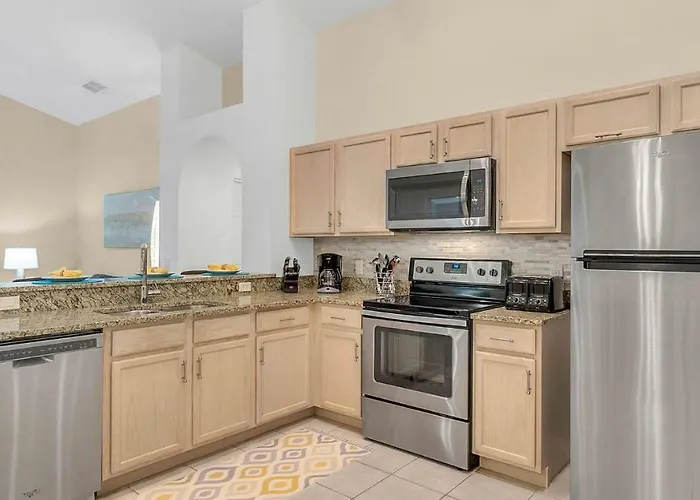 Disney Backstage Villa - Stay In This Popular 4 Bed Pool Home That\'S Very Close To Disney